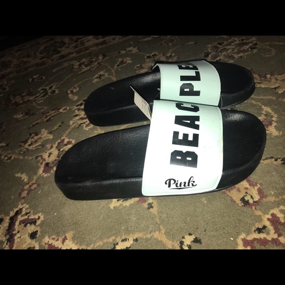 Brand new Victoria’s Secret flip flops - Picture 2 of 2